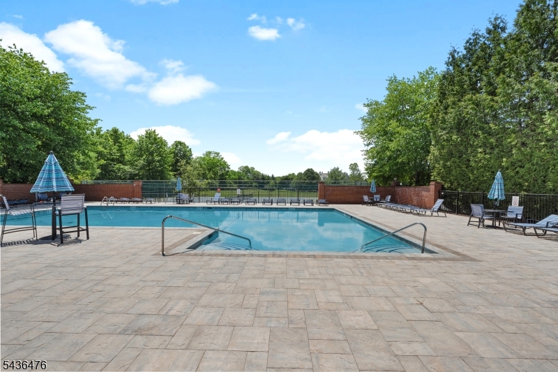Glenbrooke - Residential