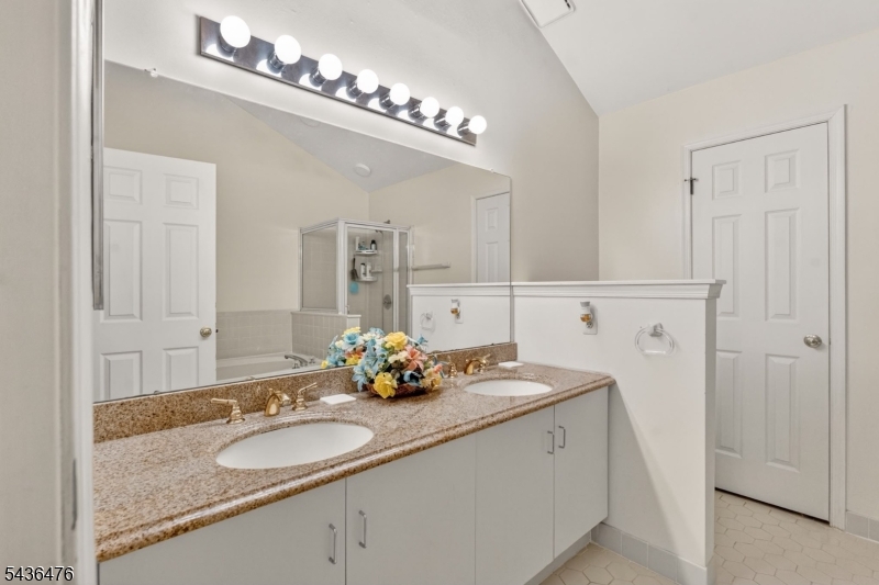 Glenbrooke - Residential