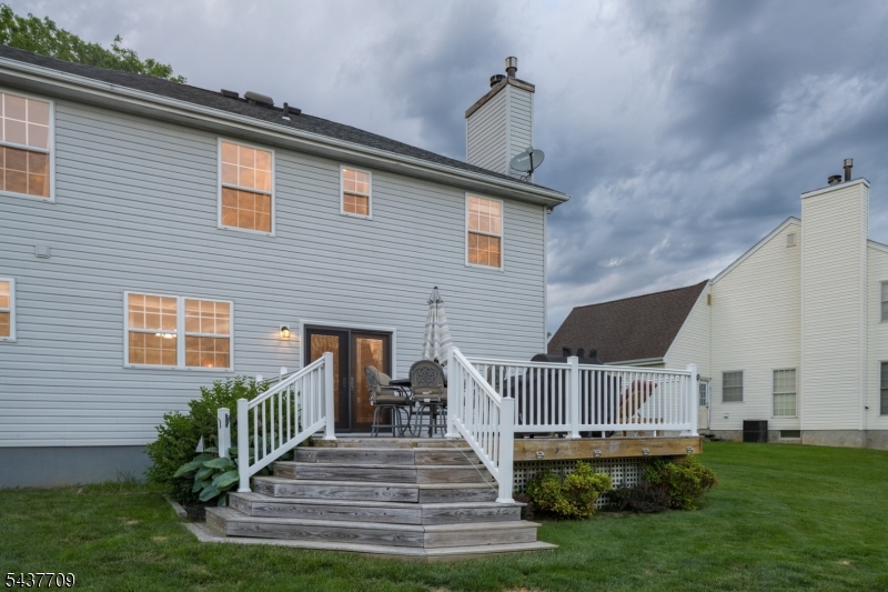 Flanders Crossing - Residential