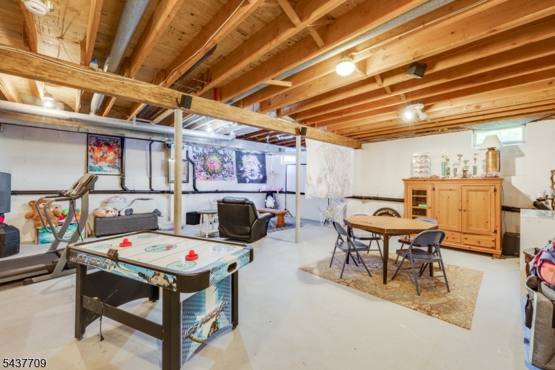 Flanders Crossing - Residential
