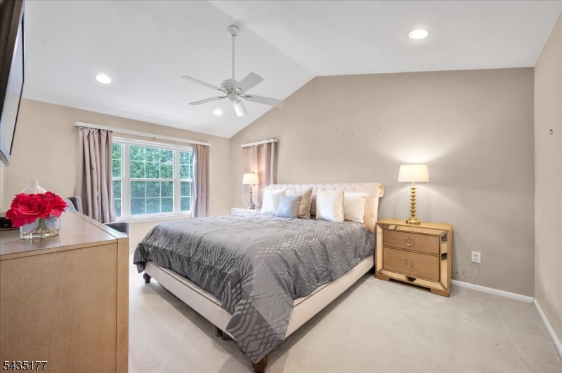 Stratton Meadows - Residential
