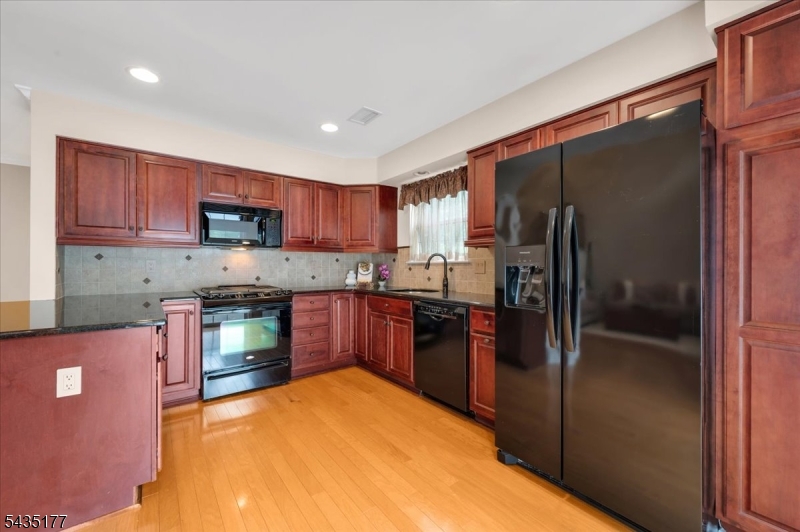 Stratton Meadows - Residential