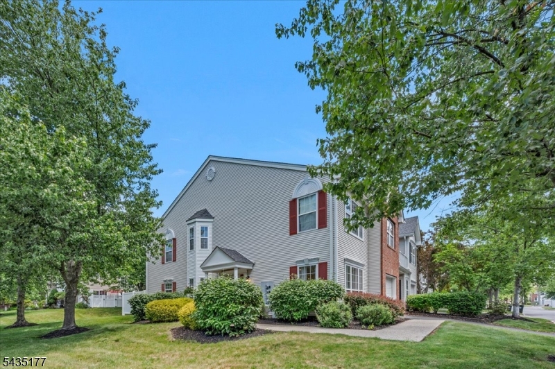 Stratton Meadows - Residential
