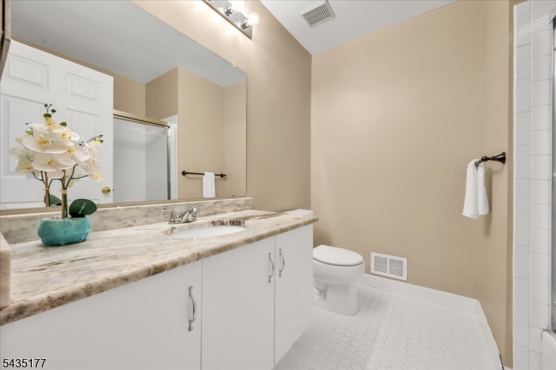 Stratton Meadows - Residential