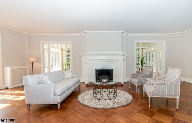 Franklin school/north side - Residential