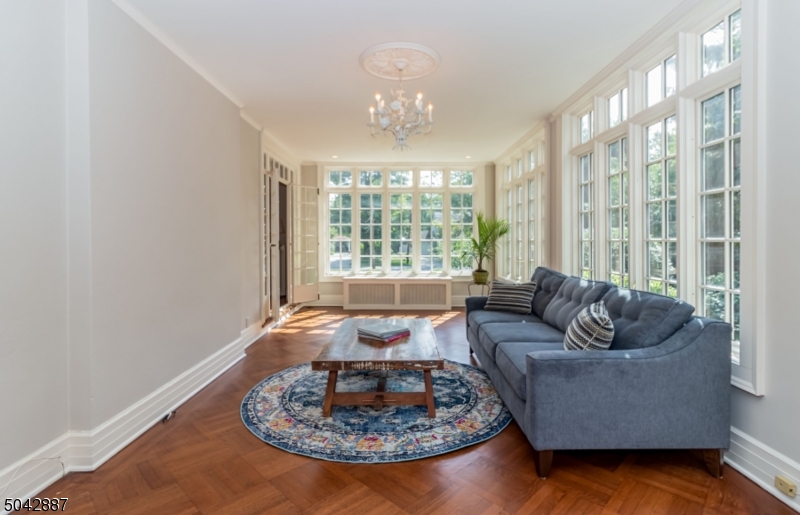 Franklin school/north side - Residential