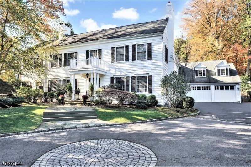 OLD SHORT HILLS - Residential