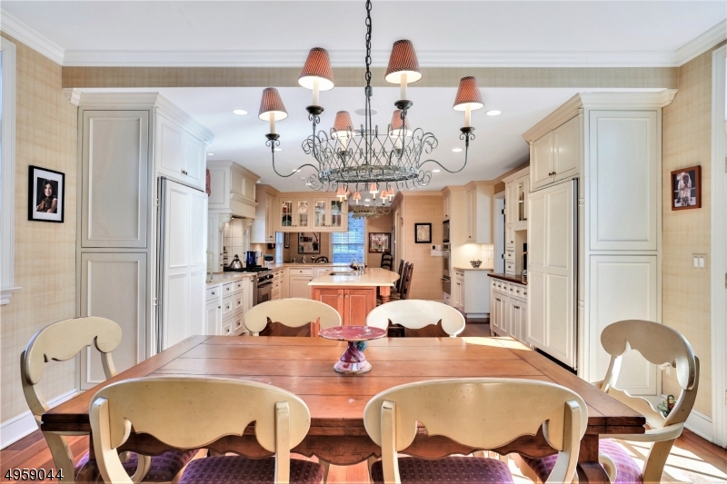 OLD SHORT HILLS - Residential