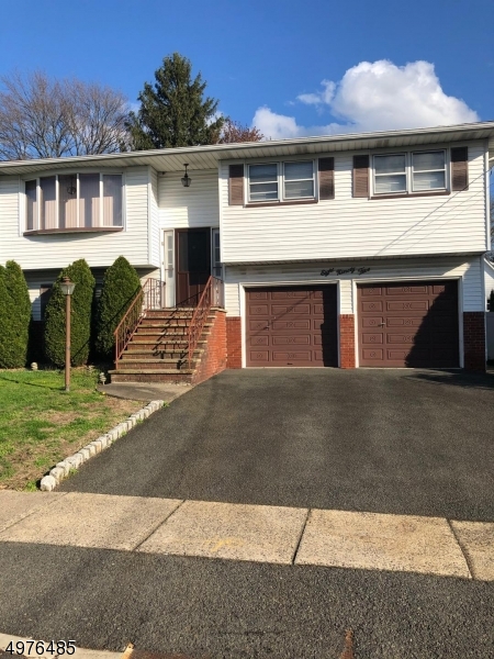 3 Bedroom 2 full bath bi-level. Pending short sale approval.