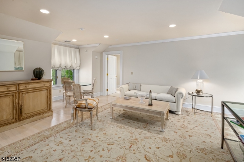 New Vernon - Residential