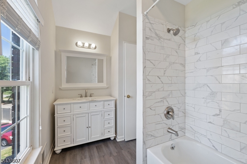 Huntington Park - Residential