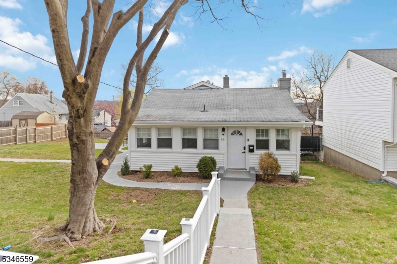 This fully renovated ranch home in Lake Hiawatha, NJ, offers 4 spacious bedrooms & 2 full baths, perfect for comfortable living. Enter into a sunny & welcoming living room with a stone fireplace & high ceilings. A dedicated dining room sits between the 1st bedroom & a brand-new kitchen with outdoor access to the large side yard with patio providing plenty of outdoor space. Down the hallway, you find 3 more bedrooms, a full hall bath & primary suite with shower/Jacuzzi tub bath. Situated in a prime location, you're close to N Beverwyck Rd with shops, restaurants, library, Volunteers Park, & short drive to US 46 & Rt 80.Key features: Recessed lighting throughout, off-street parking for 2 cars, in-unit laundry, custom blinds, large Kitchen pantry, ring camera, smart entryway & mirrors, hardwood floors, new appliances, instant hot/filtered water dispenser. 2+ year lease welcome.