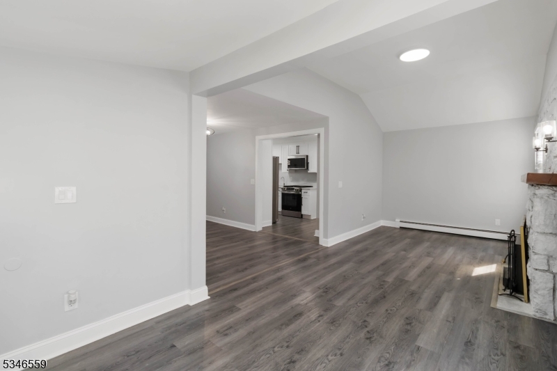 Lake Hiawatha - Residential Lease