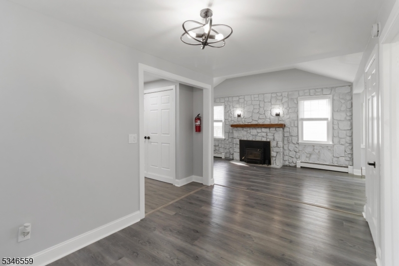Lake Hiawatha - Residential Lease