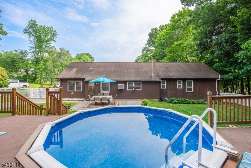 Pershing Estates - Residential