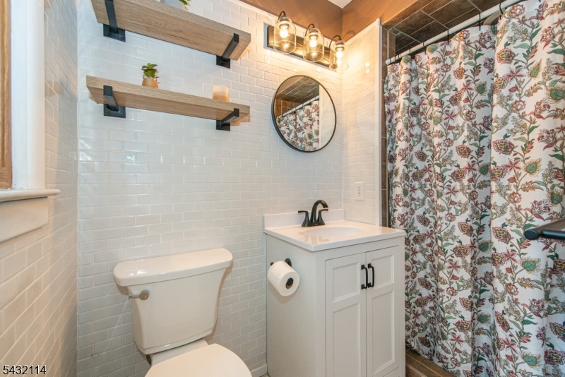 Pershing Estates - Residential