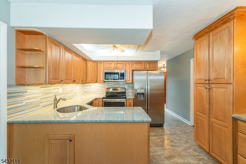 Pershing Estates - Residential
