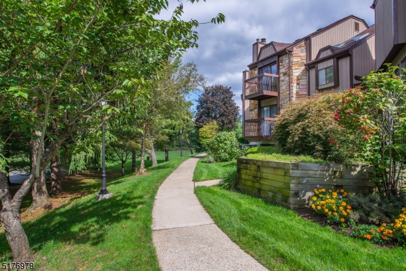 Hastings Square - Residential