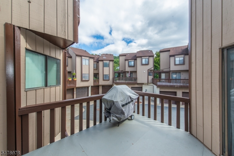 Hastings Square - Residential