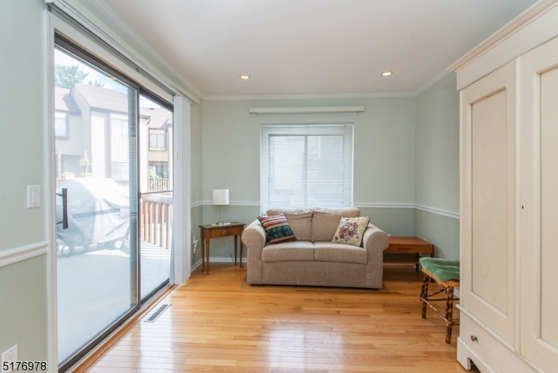 Hastings Square - Residential
