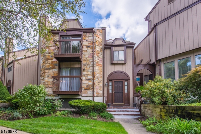 Hastings Square - Residential