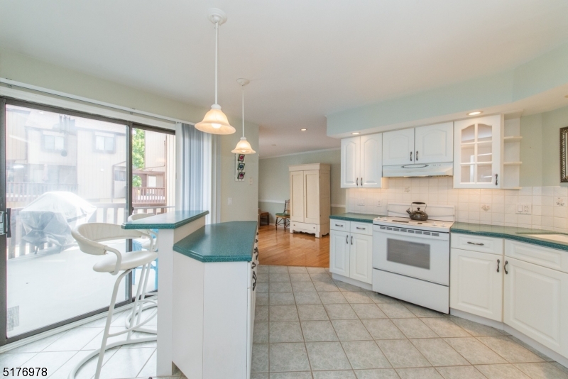 Hastings Square - Residential