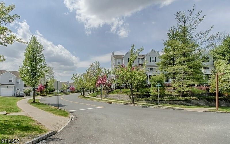 EDEN LANE - Residential