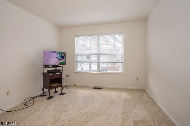 EDEN LANE - Residential