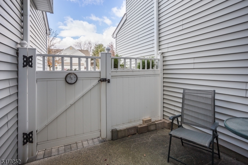 EDEN LANE - Residential