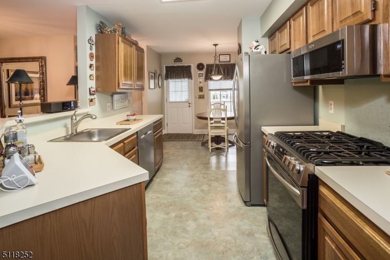 EDEN LANE - Residential