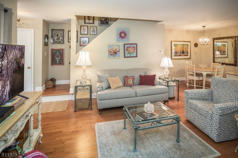 EDEN LANE - Residential