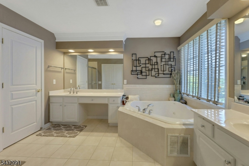 Hickory Hill - Residential