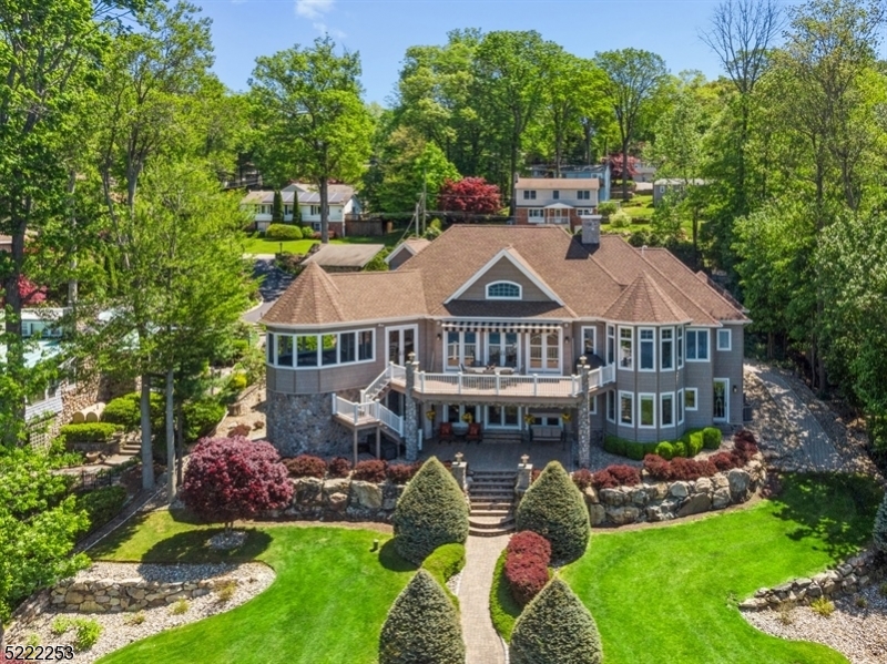 Lake Front - Residential