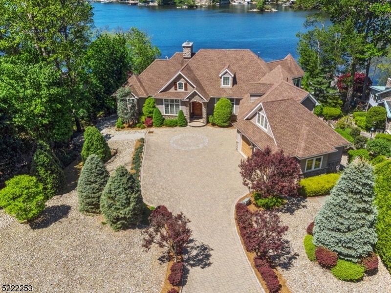 Lake Front - Residential