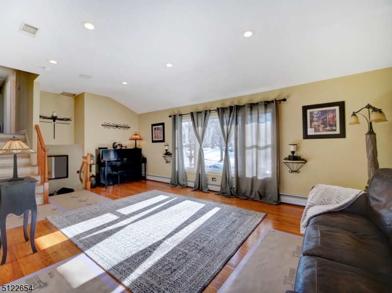 INTERVALE HEIGHTS - Residential