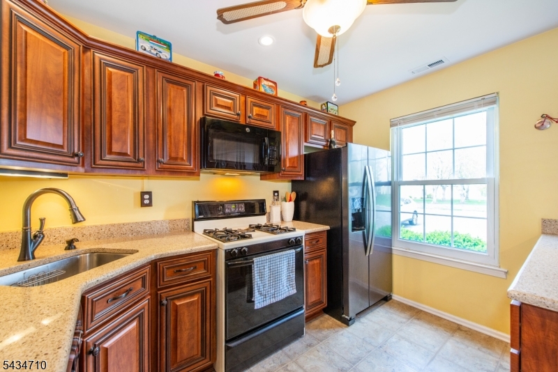Deer Run Golf & Tennis - Residential