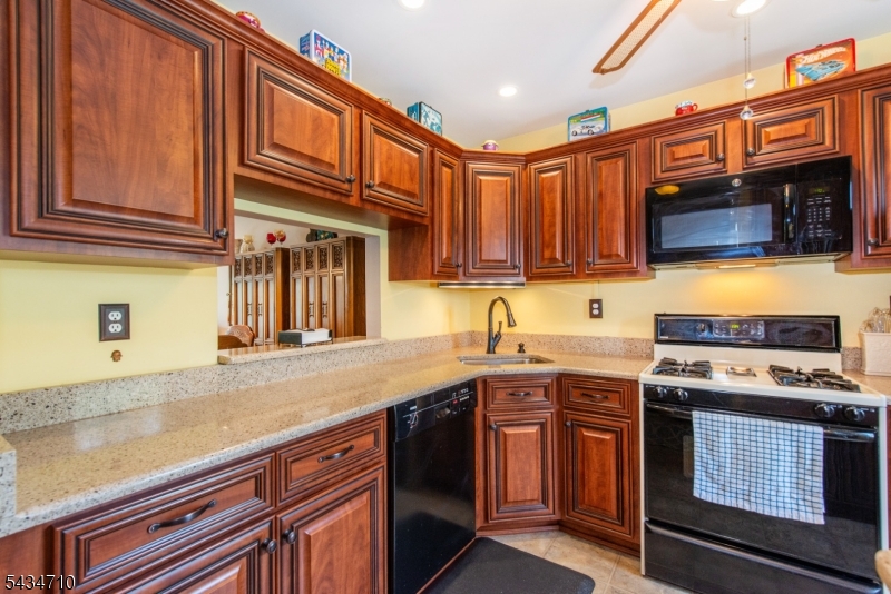 Deer Run Golf & Tennis - Residential