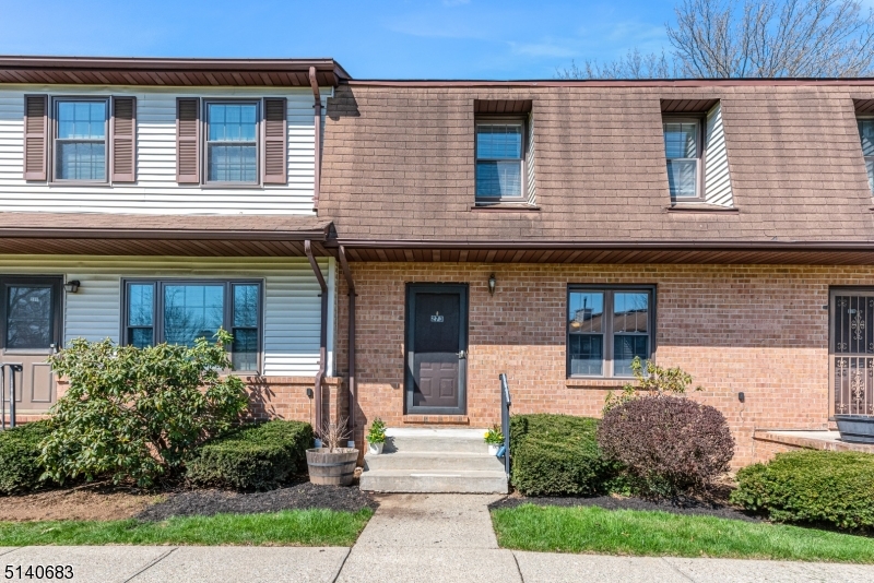 Great 3 bedroom unit in Warren Village.  Home offers a large master bedroom with two closets and built-ins.  The kitchen is spacious with a tile backsplash, and a self-cleaning oven. Private pavers patio with privacy wood fence leading to the parking lot with designated parking. Not many 3-bedroom units in the complex! The complex offers a pool, playground, and convenient location to major highways, farms, shopping, movie theaters, and more. This is an "as it is" sale.