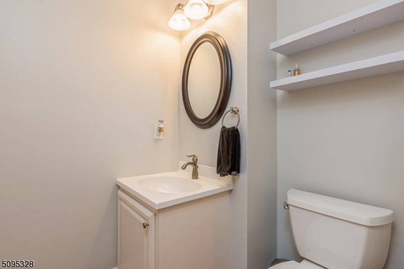 WHIPPANY - Residential