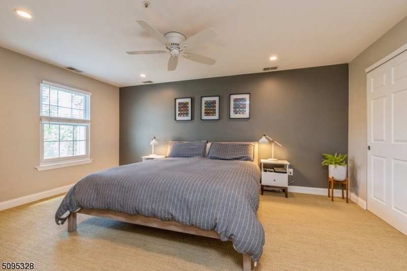 WHIPPANY - Residential