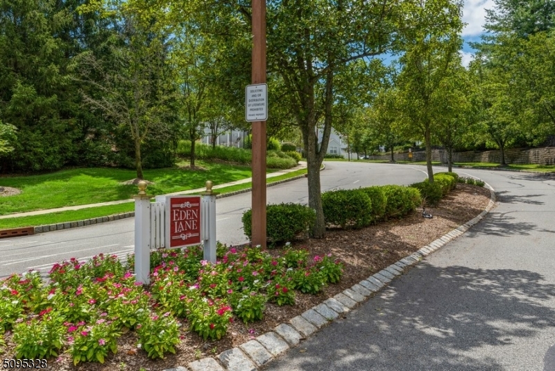 WHIPPANY - Residential