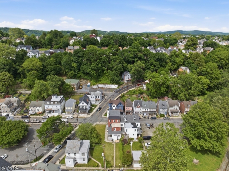Downtown - Residential Income