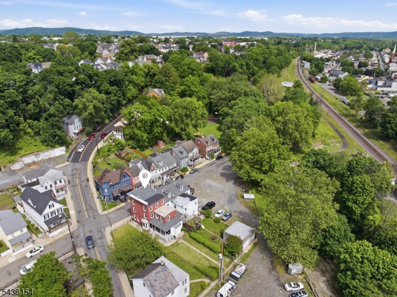 Downtown - Residential Income
