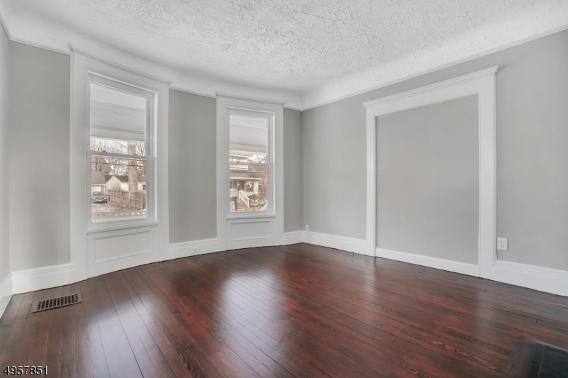 intown - Residential Lease