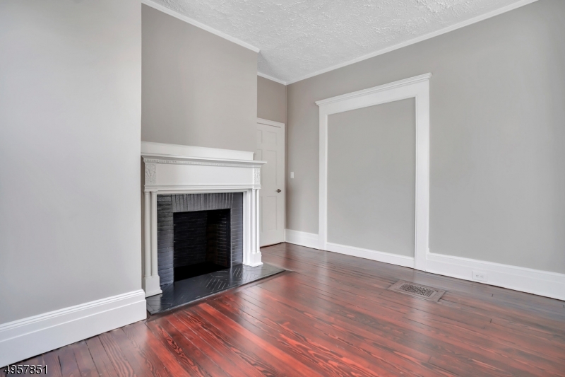 intown - Residential Lease