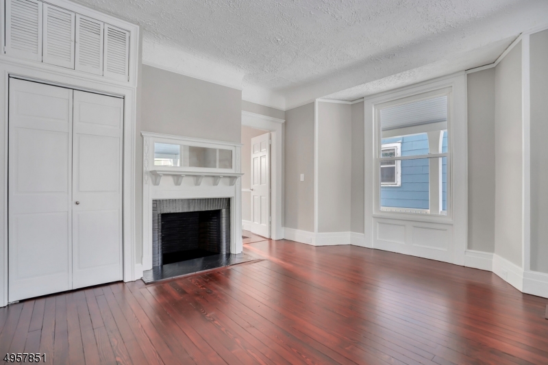 intown - Residential Lease