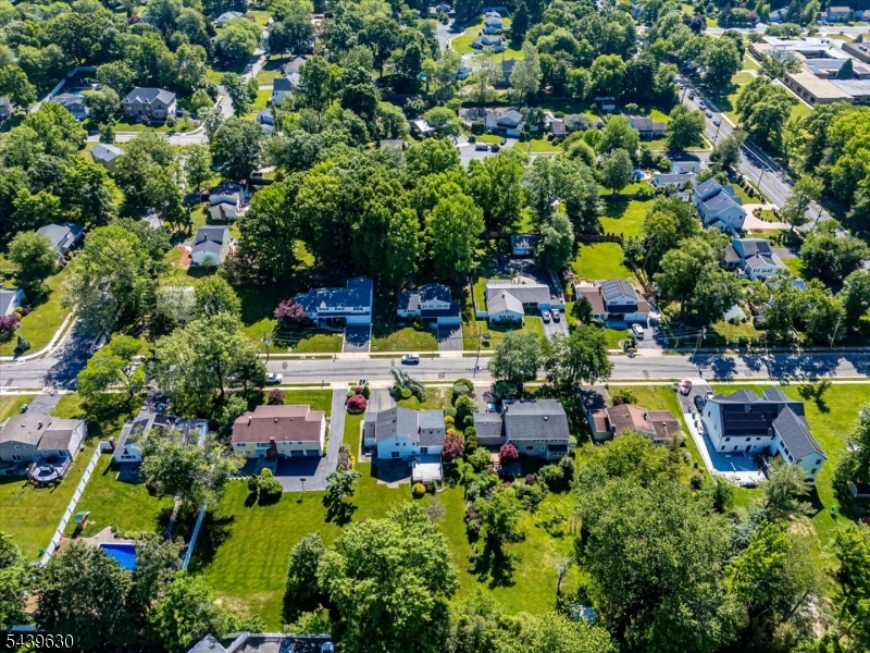 Country Club Estates - Residential