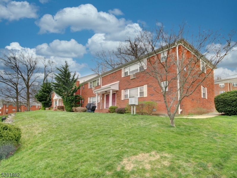 Mountain Club - Residential Lease