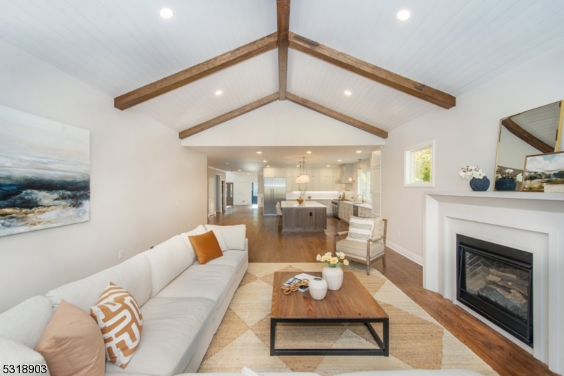 Rolling Hill - Residential