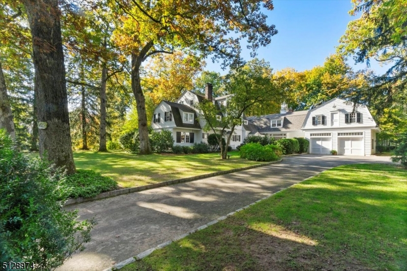 THE HILL - Residential